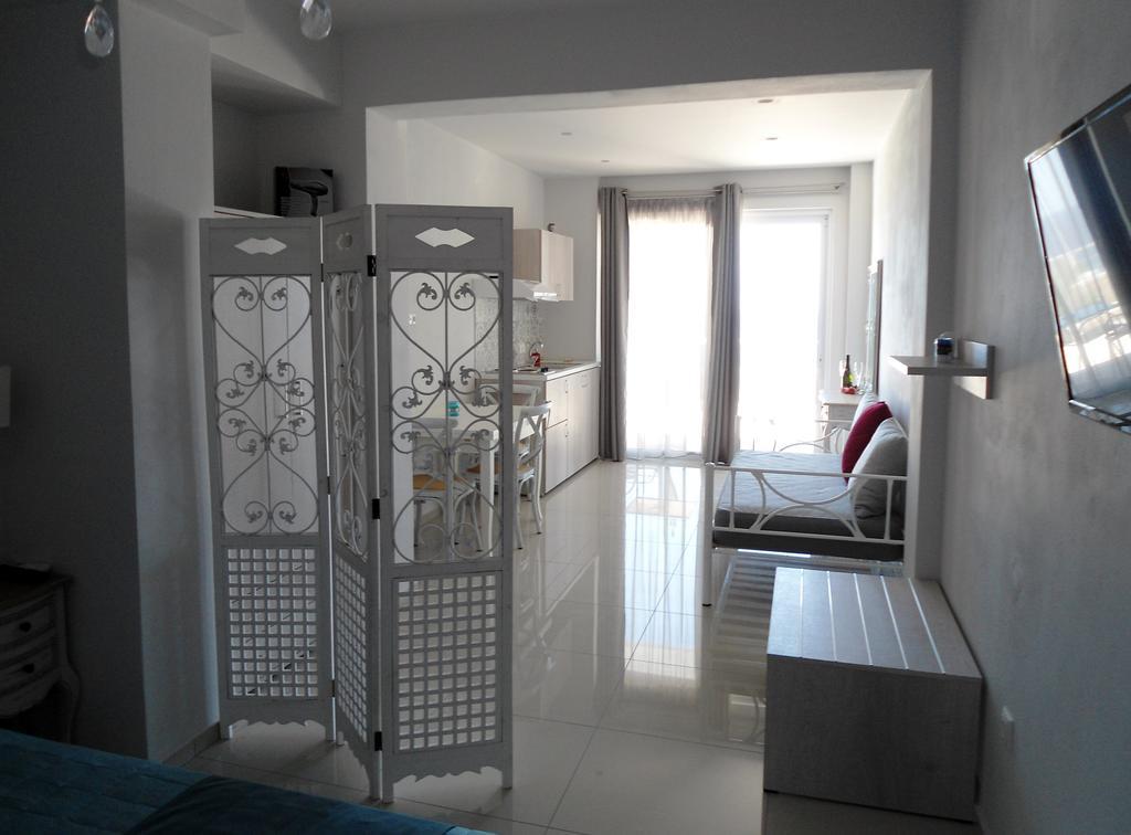 Petrakis Sunset Apartment Palaiochora Luaran gambar
