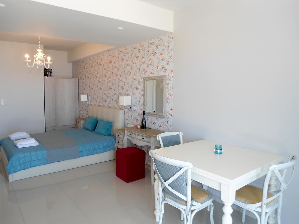 Petrakis Sunset Apartment Palaiochora Luaran gambar